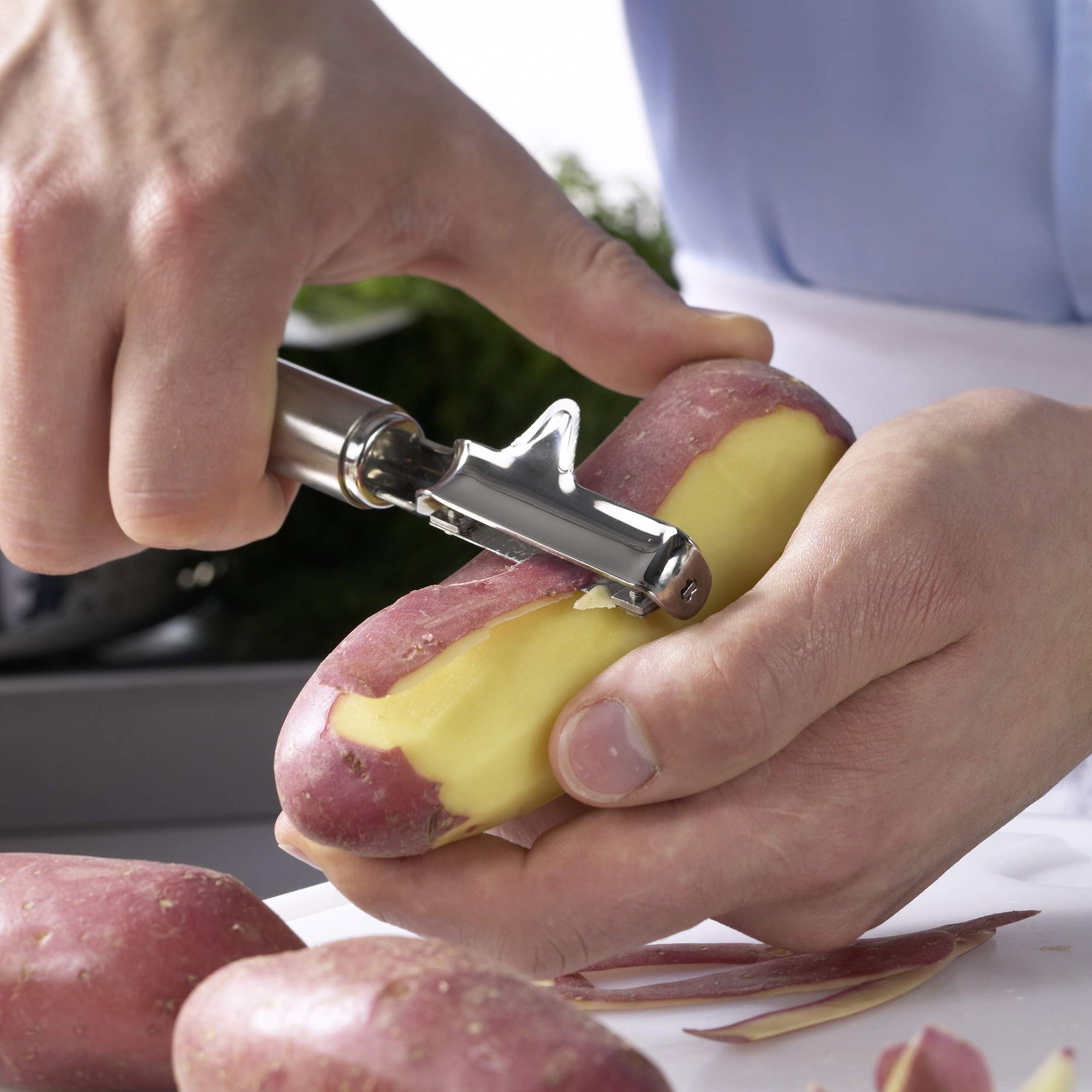 Rösle - Right Handed Swivel Peeler 19cm (7.5")